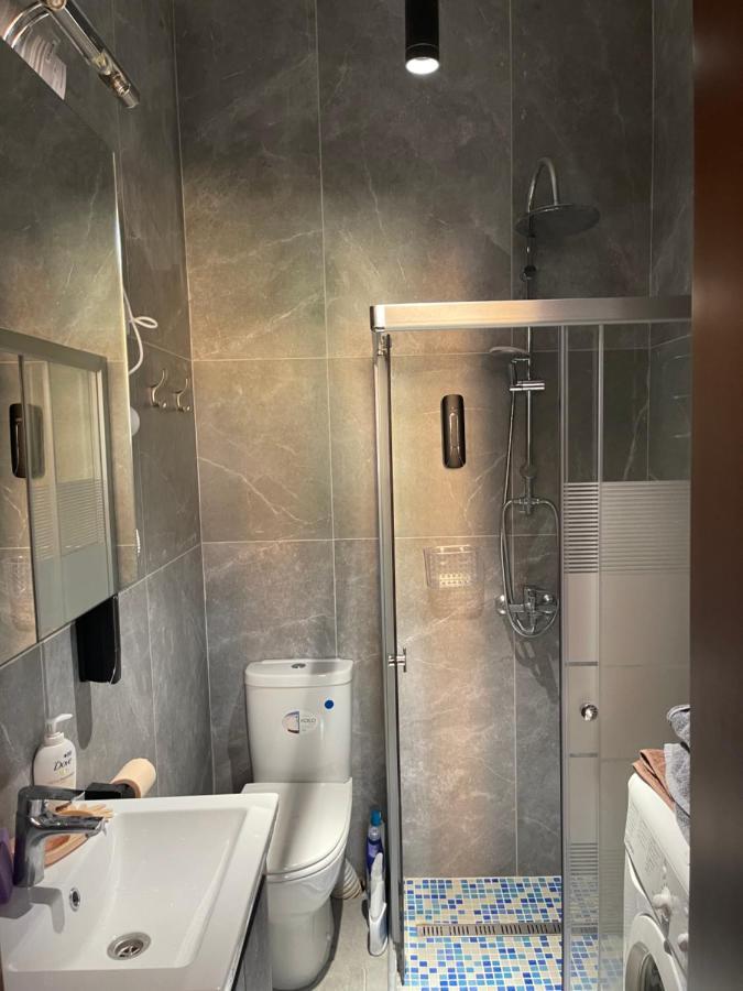 Philharmonie Platz Apartments Чернивци Екстериор снимка